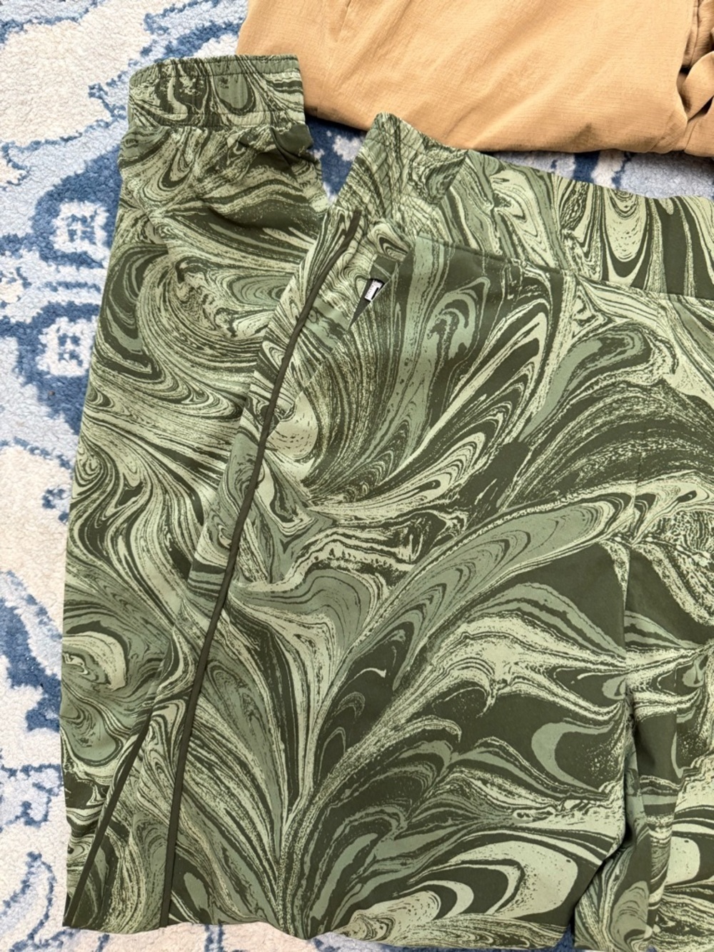 ATHLETA lot of TWO athletic joggers pants Brooklyn green swirl and tan pull on 4 - Picture 2 of 11